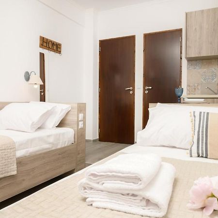 Sand Rooms To Let Nea Roda Luaran gambar