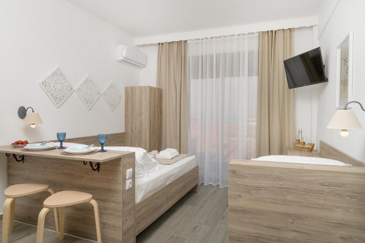 Sand Rooms To Let Nea Roda Luaran gambar
