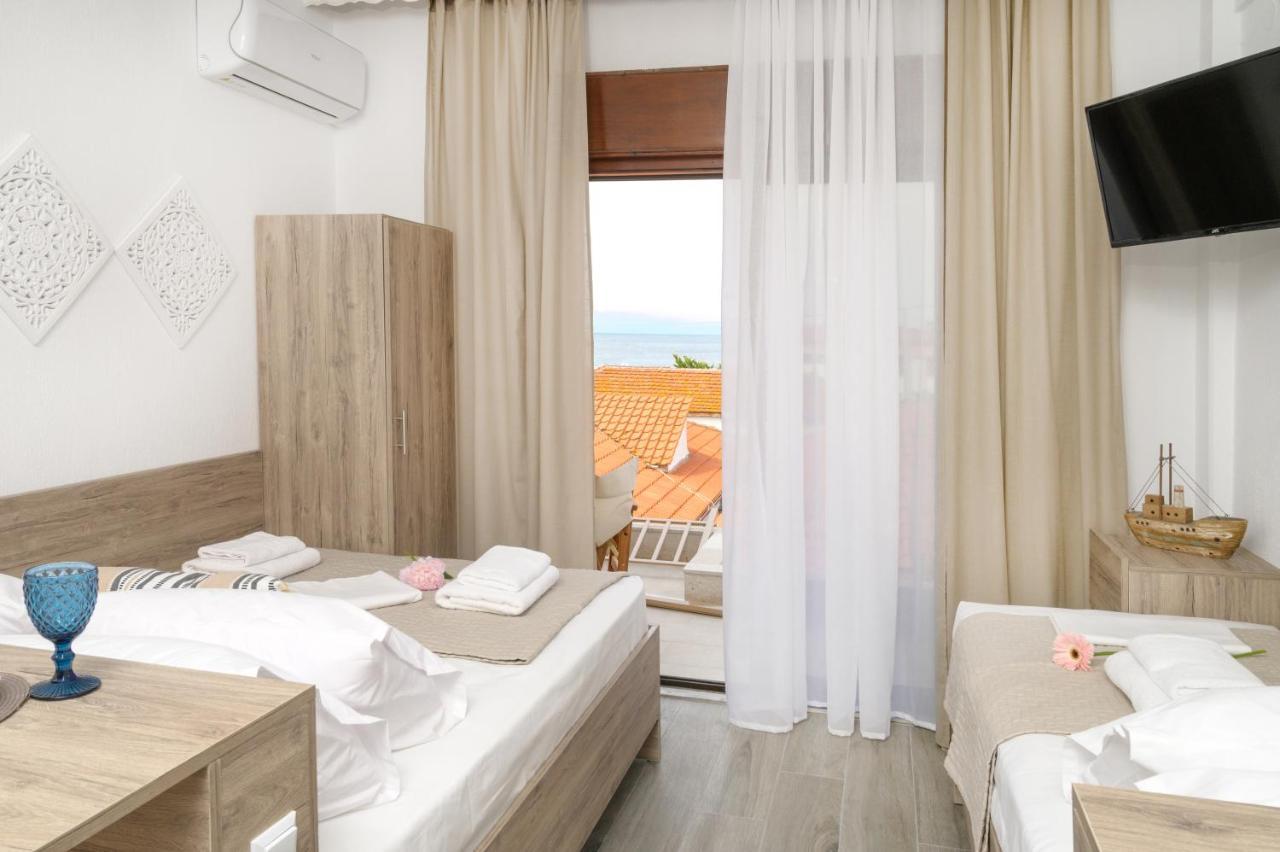 Sand Rooms To Let Nea Roda Luaran gambar
