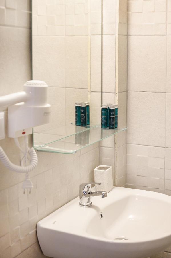 Sand Rooms To Let Nea Roda Luaran gambar